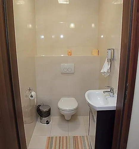 Apart-Lux Aparthotel *